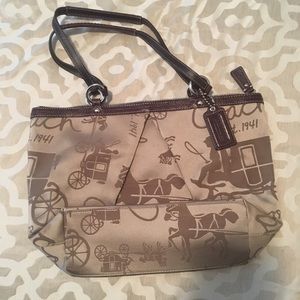Coach Horse & Carriage Purse